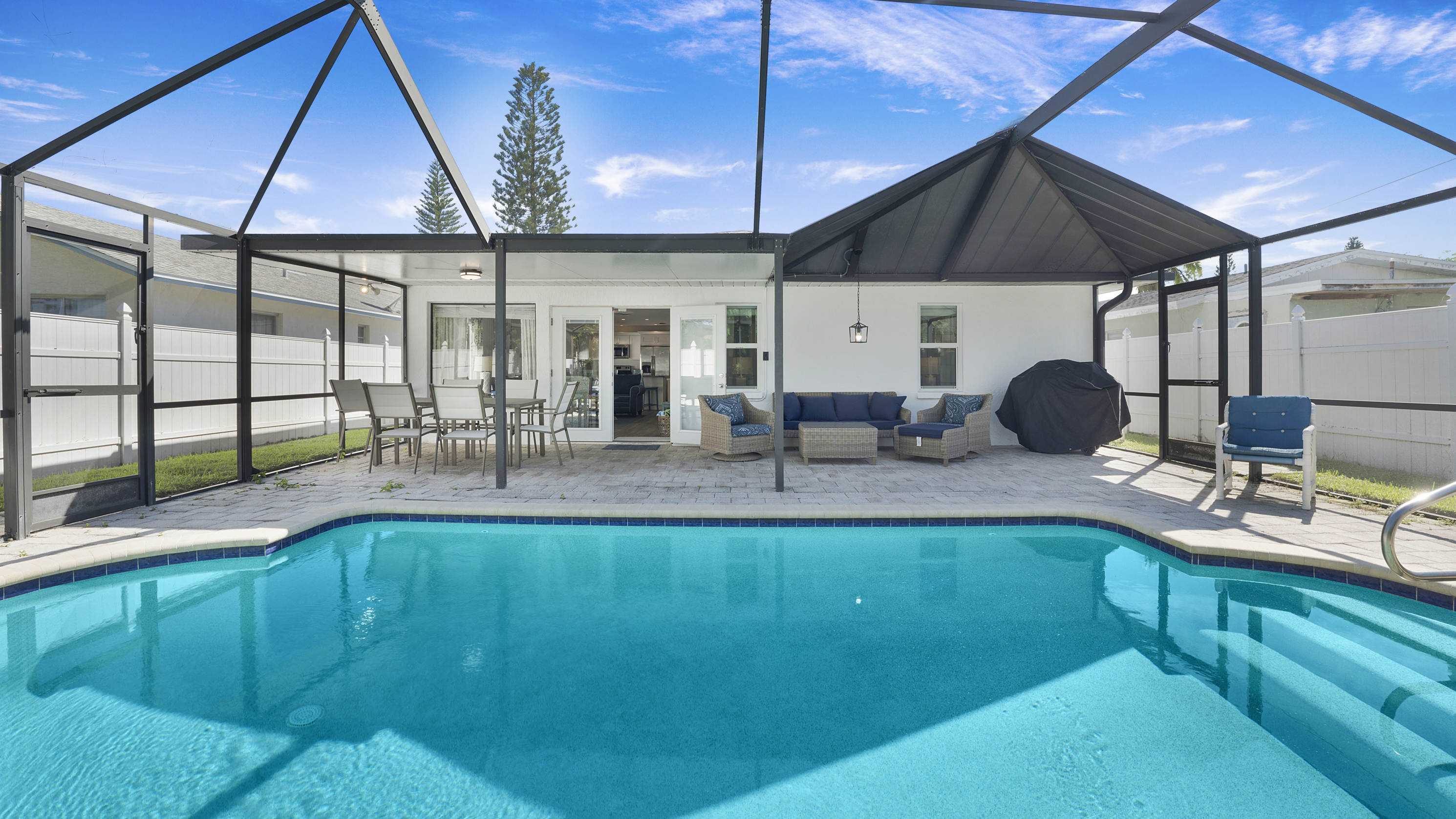 Saltwater Shores Retreat photo 2
