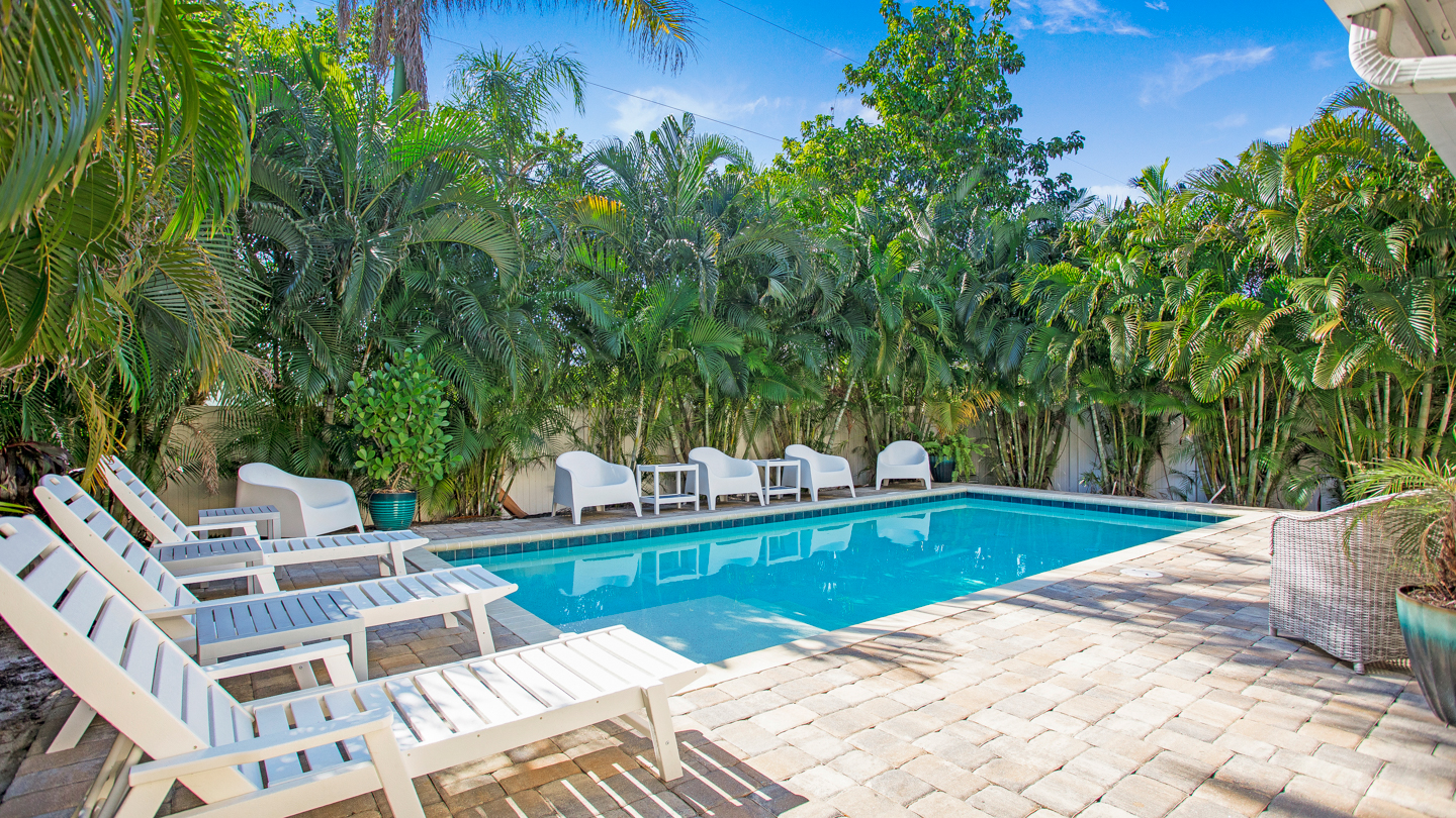 Saltwater Beach House photo 37