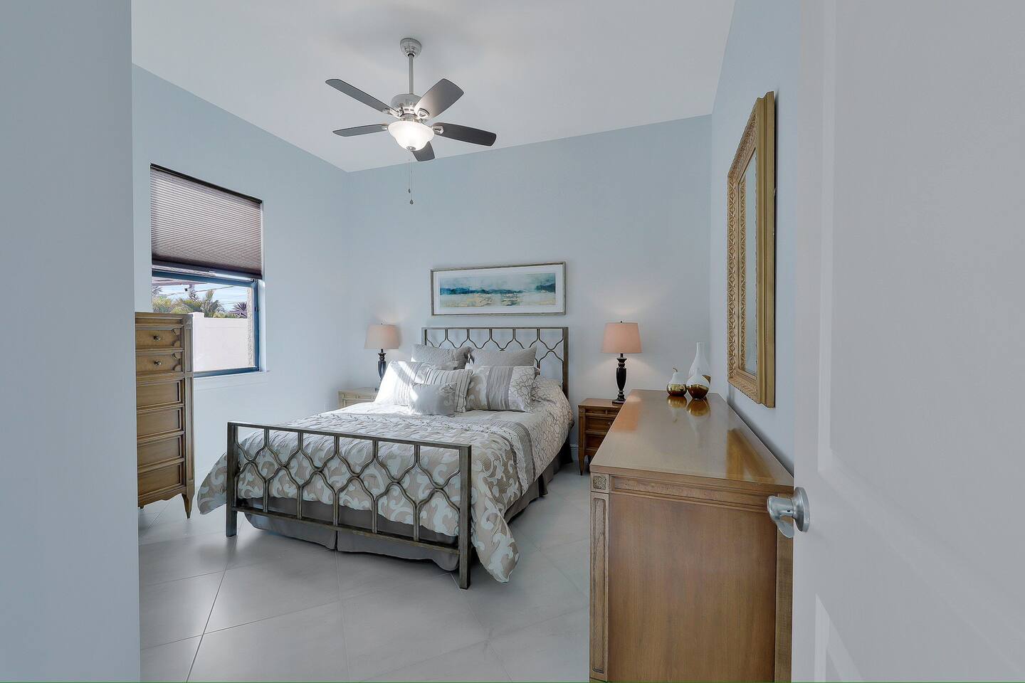 Luxury Abounds photo 10