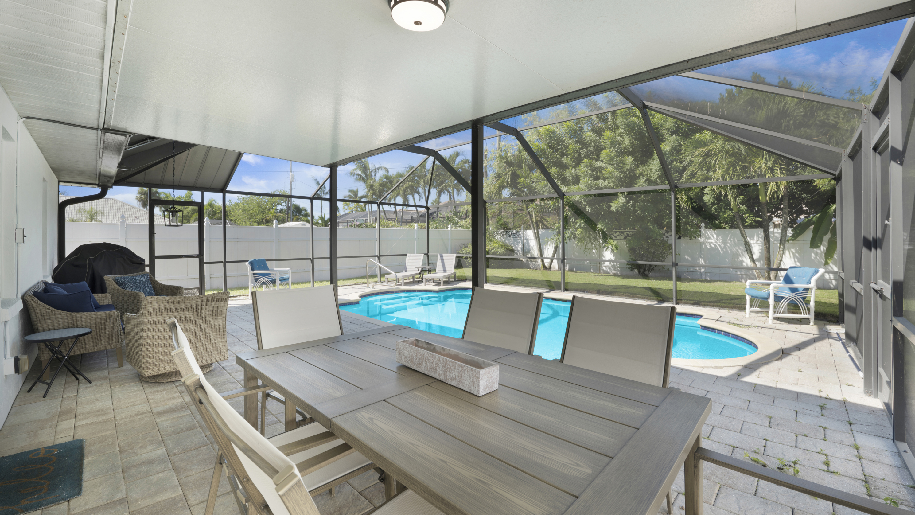Saltwater Shores Retreat photo 21