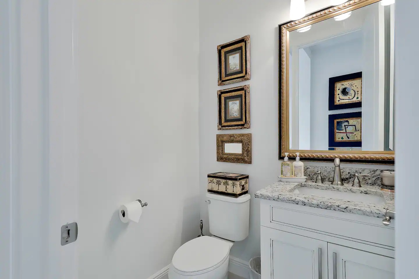 Luxury Abounds photo 16