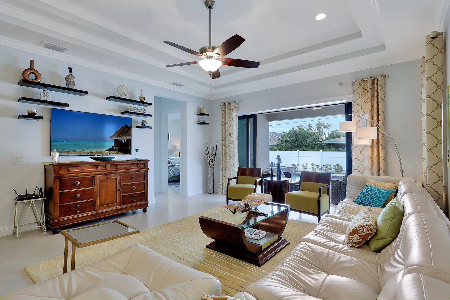 Luxury Abounds photo 4